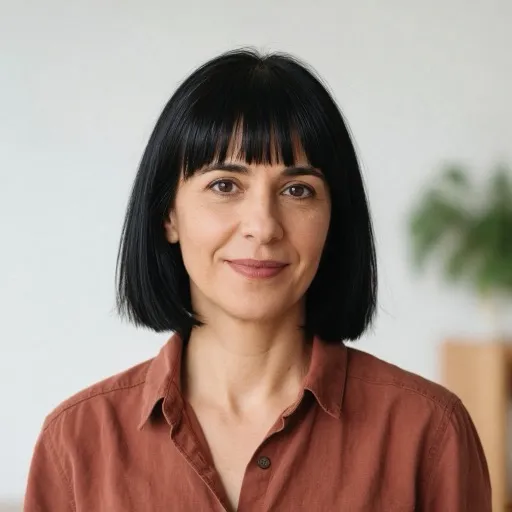 Portrait of Carmen Urrutia, content designer
