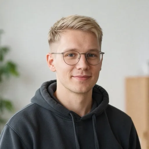 Portrait of Oskar Lindahl, site reliability engineer